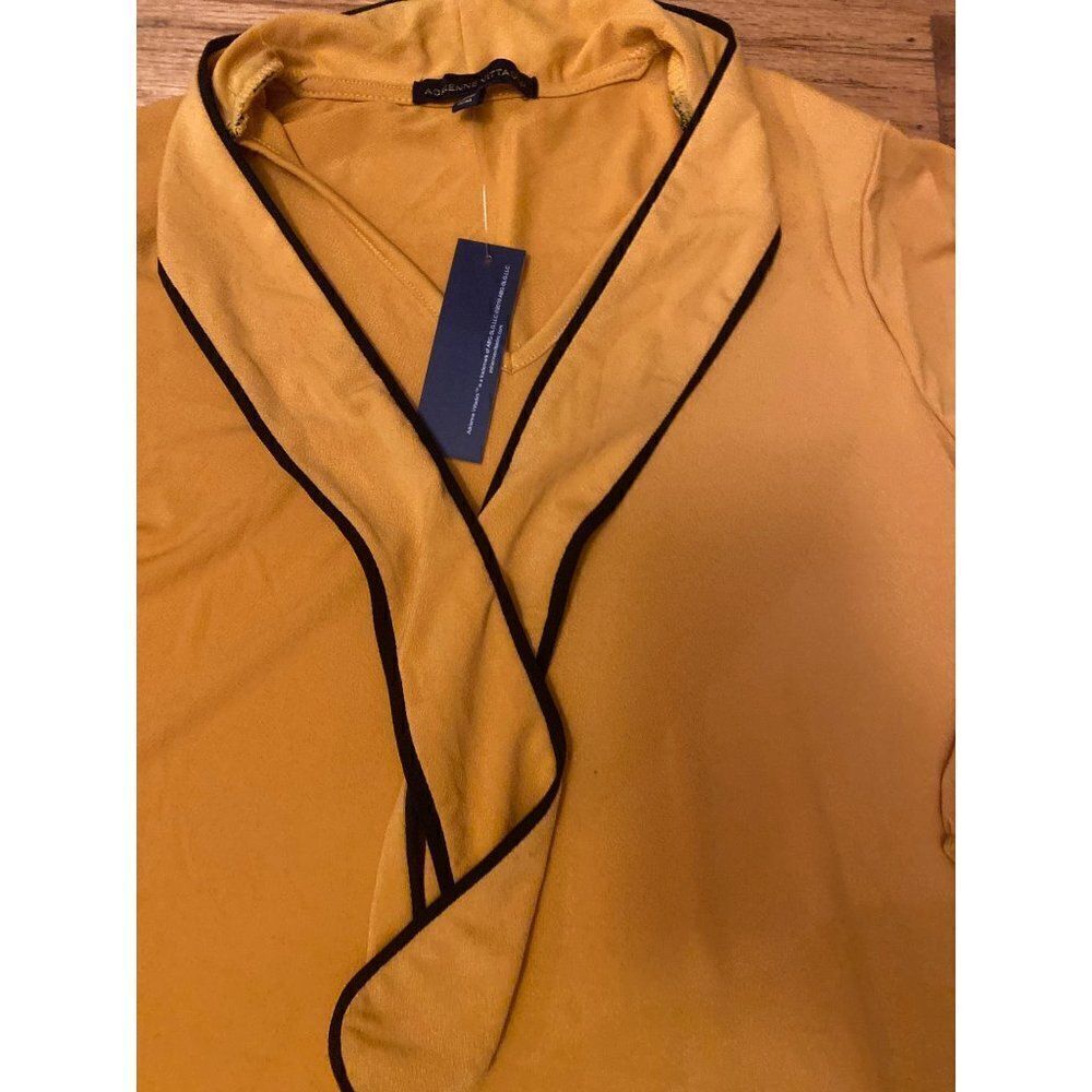 Adrienne Vittadini, women's gold/black blouse with neck tie size small - Picture 3 of 7